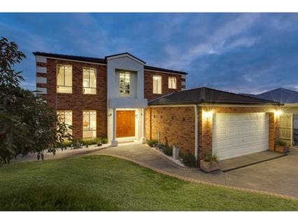 24 Kathleen Crescent, MORNINGTON, Mornington - Image 1
