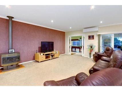 33 Serenity Way, MORNINGTON, Mornington - Thumbnail 6