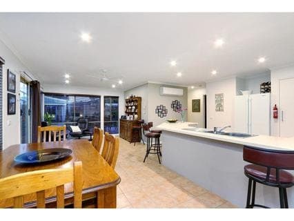 18 Paperbark Drive, MOUNT MARTHA, Mount Martha - Thumbnail 5