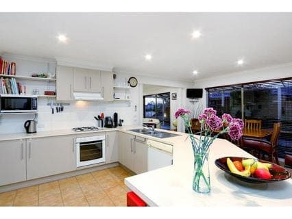 18 Paperbark Drive, MOUNT MARTHA, Mount Martha - Thumbnail 6