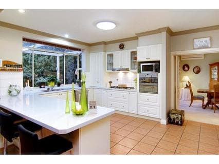 7 Alicudi Avenue, FRANKSTON SOUTH, Frankston South - Thumbnail 5