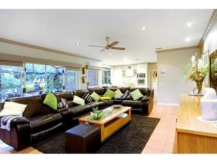 7 Alicudi Avenue, FRANKSTON SOUTH, Frankston South - Thumbnail 6