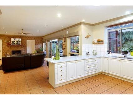 7 Alicudi Avenue, FRANKSTON SOUTH, Frankston South - Thumbnail 7