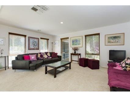 3 Cassandra Drive, MOUNT MARTHA, Mount Martha - Thumbnail 3