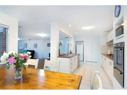 5 Traminer Drive, MOUNT MARTHA, Mount Martha - Thumbnail 5
