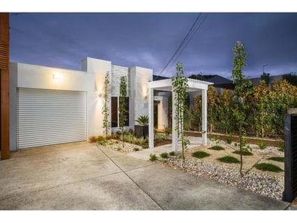 69 Hampden Street, MORNINGTON, Mornington - Thumbnail 2