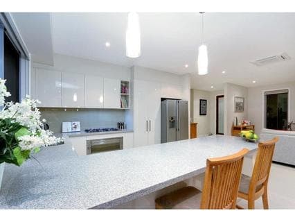 8B Birdrock Avenue, MOUNT MARTHA, Mount Martha - Thumbnail 2