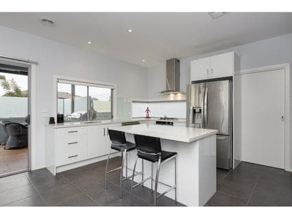 743A Nepean Highway, MORNINGTON, Mornington - Thumbnail 2
