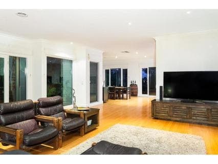 37 Cumberland Drive, MOUNT MARTHA, Mount Martha - Thumbnail 7
