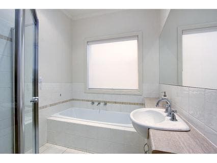 30 Marquis Avenue, MORNINGTON, Mornington - Thumbnail 8