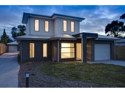 1/4 Ruth Road, MORNINGTON, Mornington - Image 1