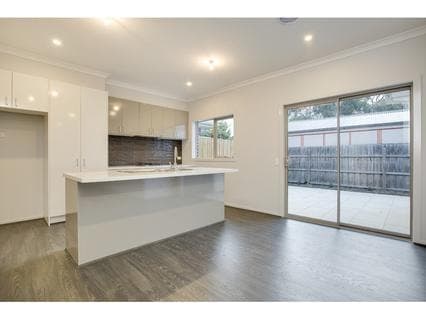 1/4 Ruth Road, MORNINGTON, Mornington - Thumbnail 2