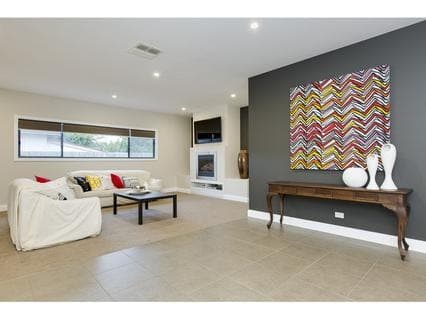 71 Spray Street, ROSEBUD, Rosebud - Thumbnail 2