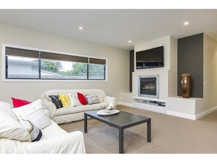 71 Spray Street, ROSEBUD, Rosebud - Thumbnail 3