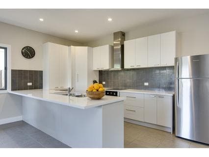 71 Spray Street, ROSEBUD, Rosebud - Thumbnail 5