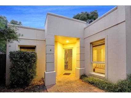 4/42 Shandon Street, MORNINGTON, Mornington - Image 1