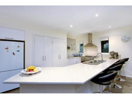 12 Park Avenue, MORNINGTON, Mornington - Thumbnail 5