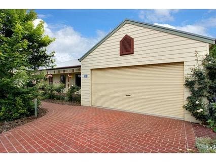 5 Aquarius Court, MORNINGTON, Mornington - Image 1