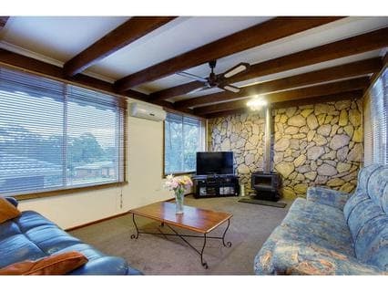 3 Orlanda Court, MORNINGTON, Mornington - Thumbnail 3