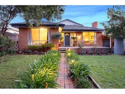 32 Seaview Avenue, MORNINGTON, Mornington - Thumbnail 2