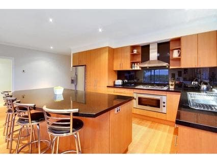 32 Samantha Drive, MORNINGTON, Mornington - Thumbnail 8