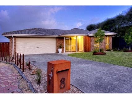 8 Swales Court, Mount Martha - Thumbnail 2