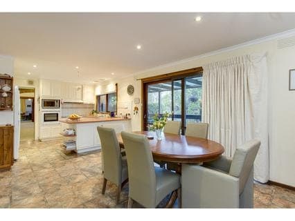 30 Vista Court, Somerville - Thumbnail 2