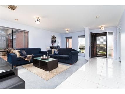 38 Killingholme Drive, Mornington - Thumbnail 2