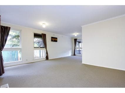 11 Westminster Court, Somerville - Thumbnail 2