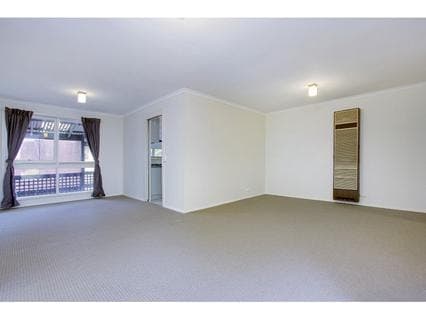 11 Westminster Court, Somerville - Thumbnail 3