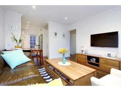 2/28 Napier Street, Mornington - Image 1