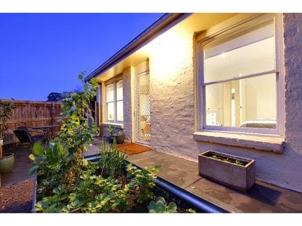 2/28 Napier Street, Mornington - Thumbnail 2