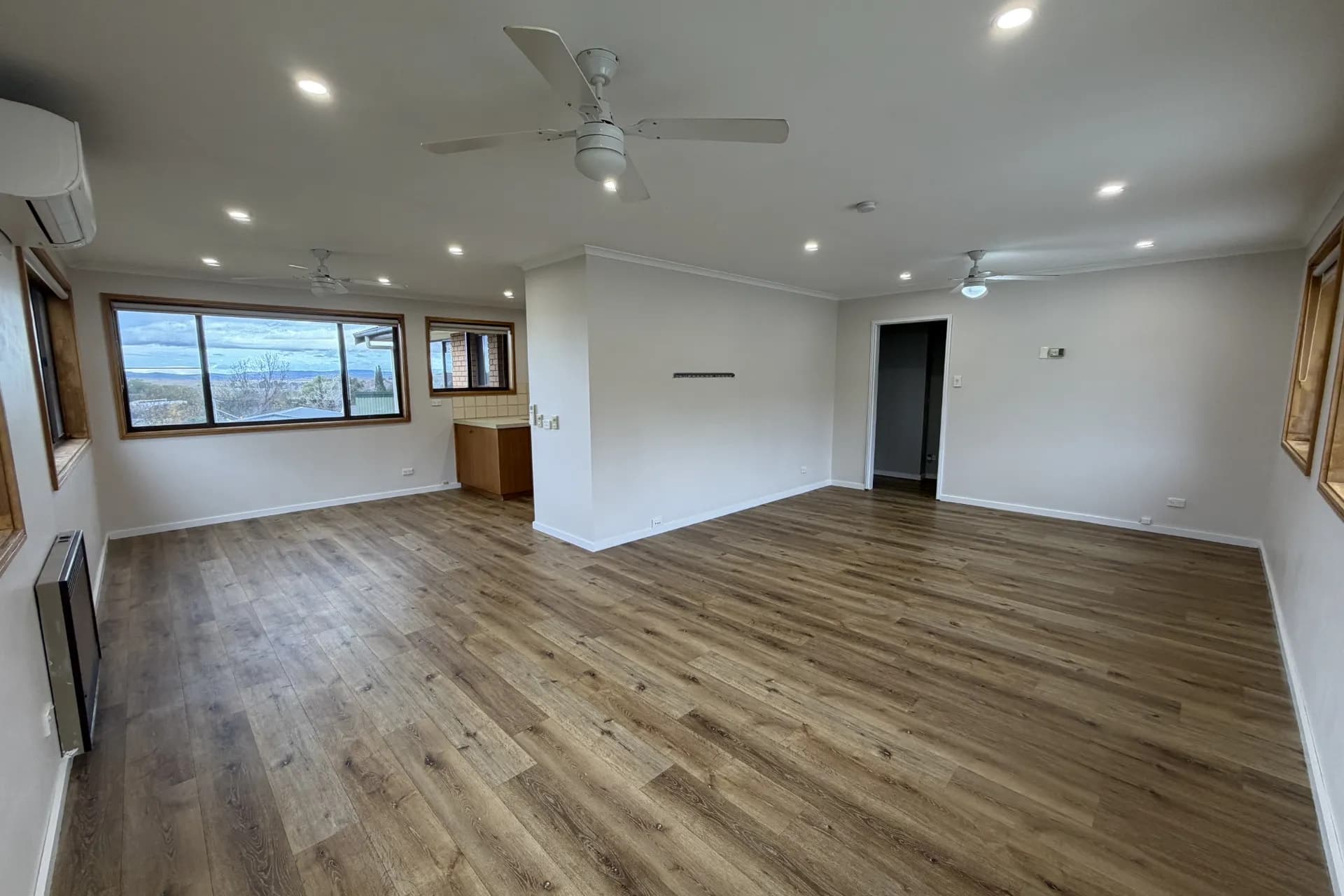 38A Orana  Avenue, Cooma, NSW, Cooma - Thumbnail 3