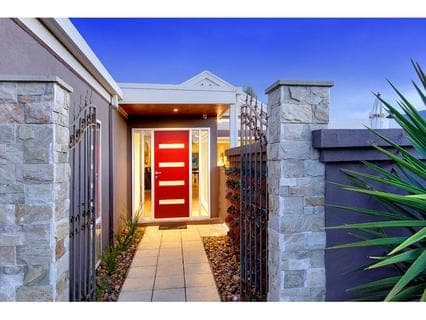 14 Palm Tree Drive, Safety Beach - Thumbnail 2
