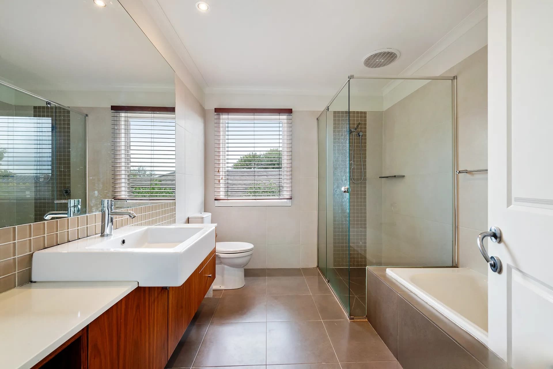 25 Welwyn Avenue, Brighton East, VIC, Brighton East - Thumbnail 5
