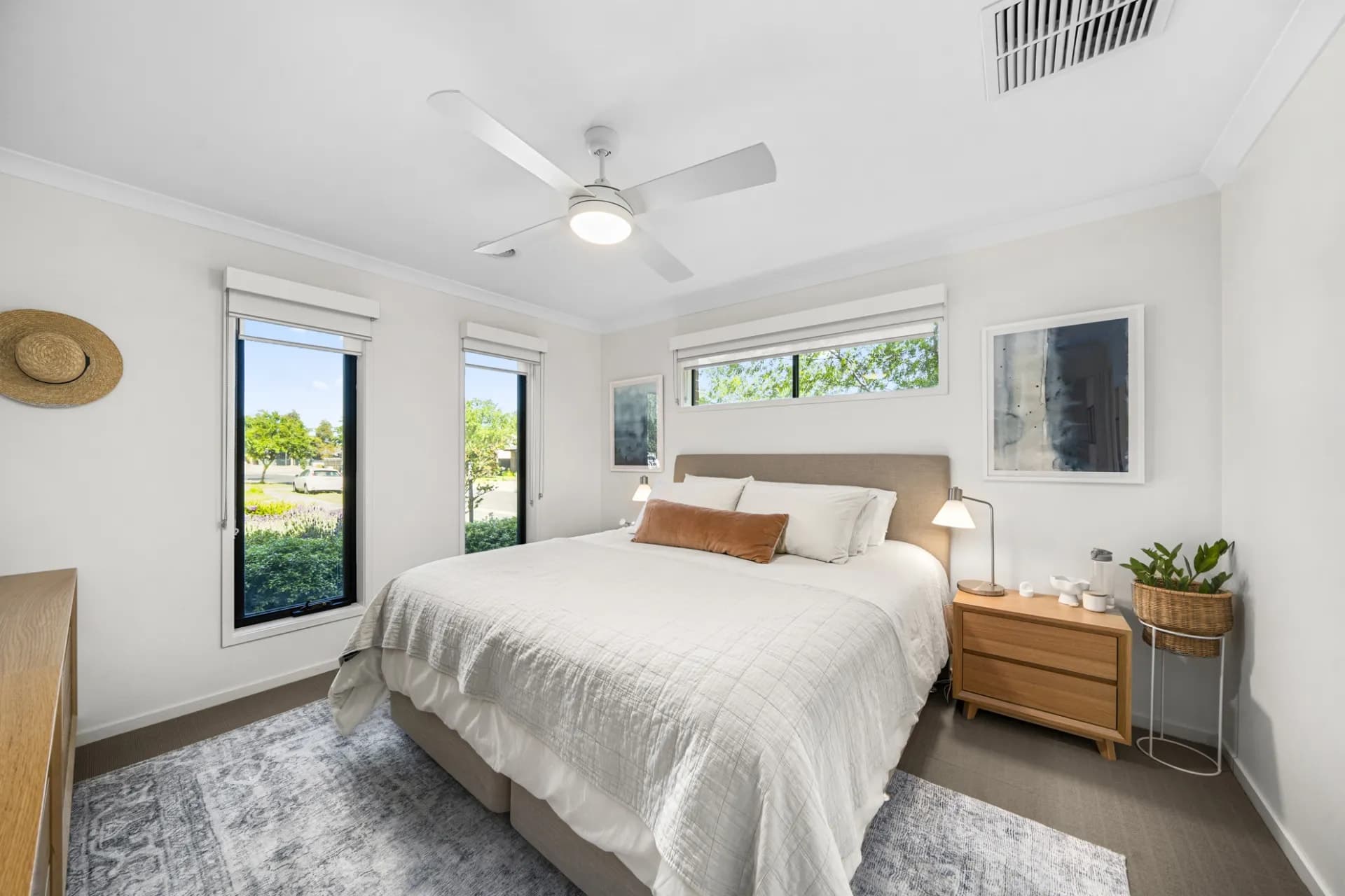 3 Firecrest Road, Manor Lakes, VIC, Manor Lakes - Thumbnail 2