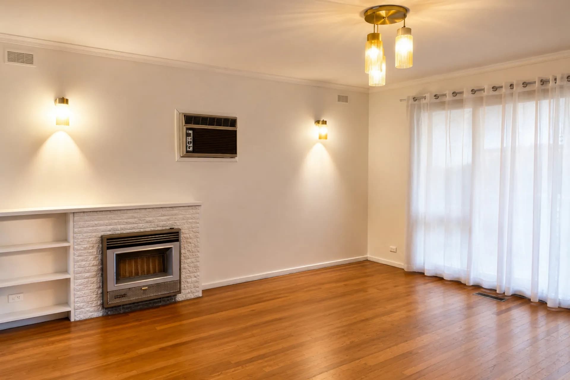 34 Lindsay Street, Bulleen, VIC, Bulleen - Thumbnail 2