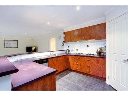 33 Longwood Drive, Mornington - Thumbnail 2