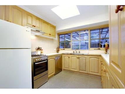 2 Jeremy Court, Mornington - Thumbnail 8