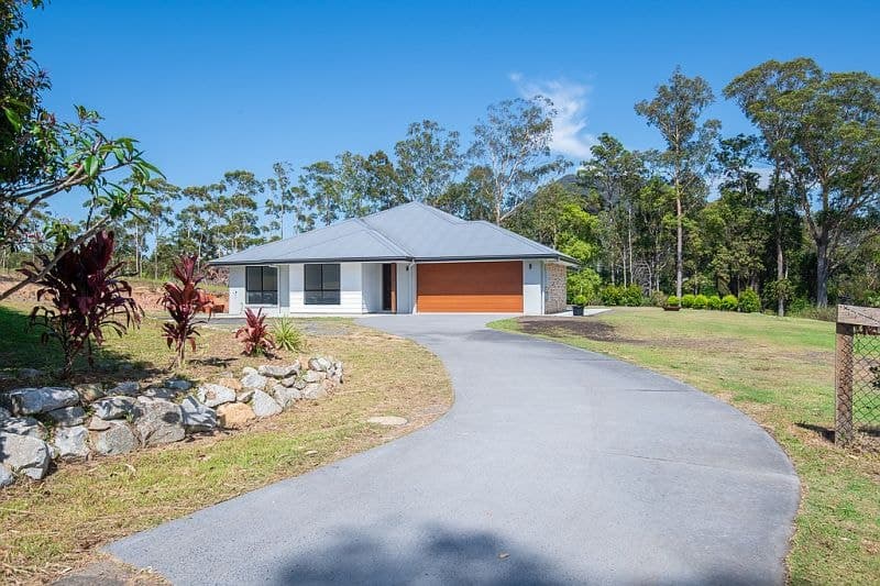 9 Timbertop Court VALLA NSW, Valla - Image 1