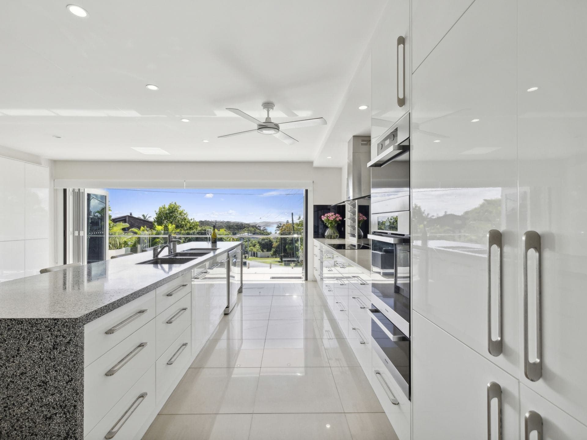 28 Ocean View Crescent EMERALD BEACH NSW, Emerald Beach - Thumbnail 5