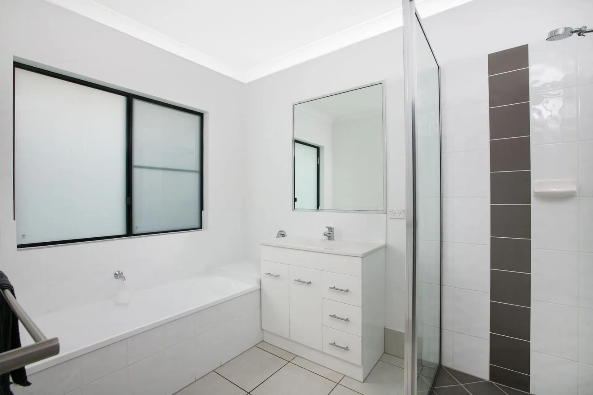 34 Ainscow Drive, Bentley Park, QLD, Bentley Park - Thumbnail 4
