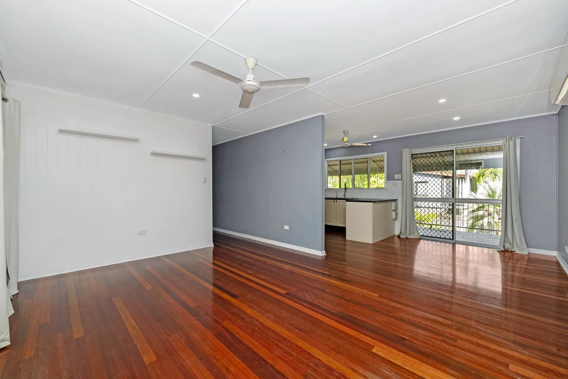 6 Ellimatta Avenue, Cranbrook, QLD, Cranbrook - Thumbnail 2