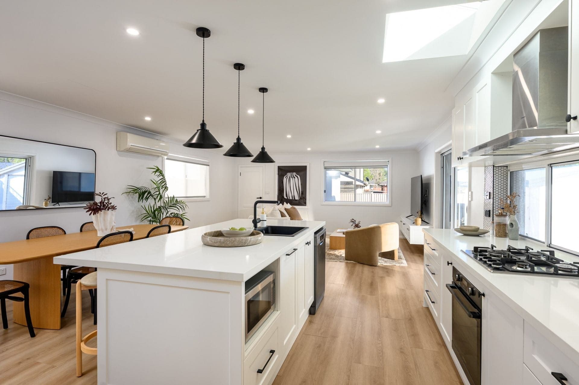 5 Whittle Avenue Milperra NSW, Milperra - Thumbnail 3