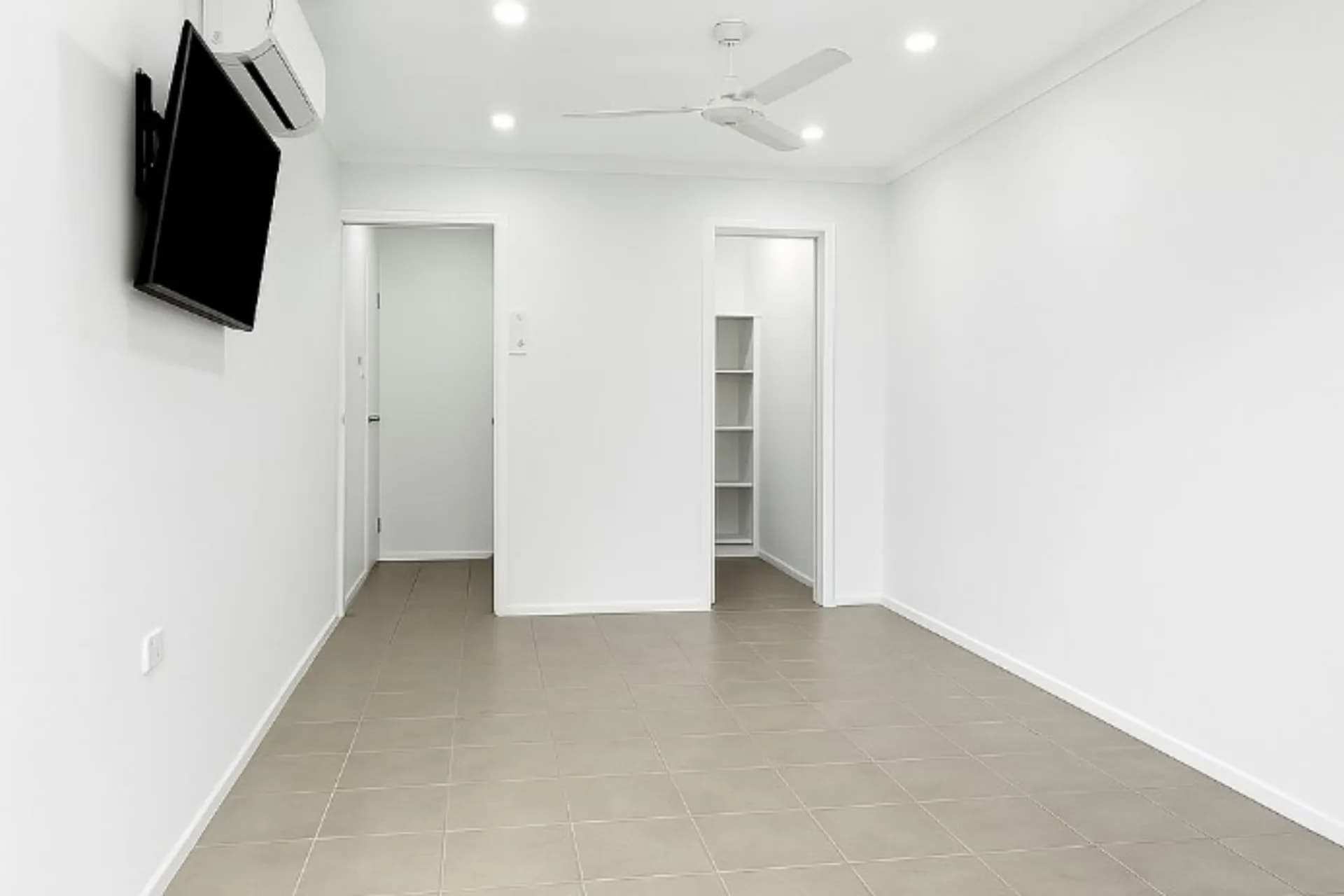 Unit 2/16 Palm Street, Holloways Beach, QLD, Holloways Beach - Thumbnail 6