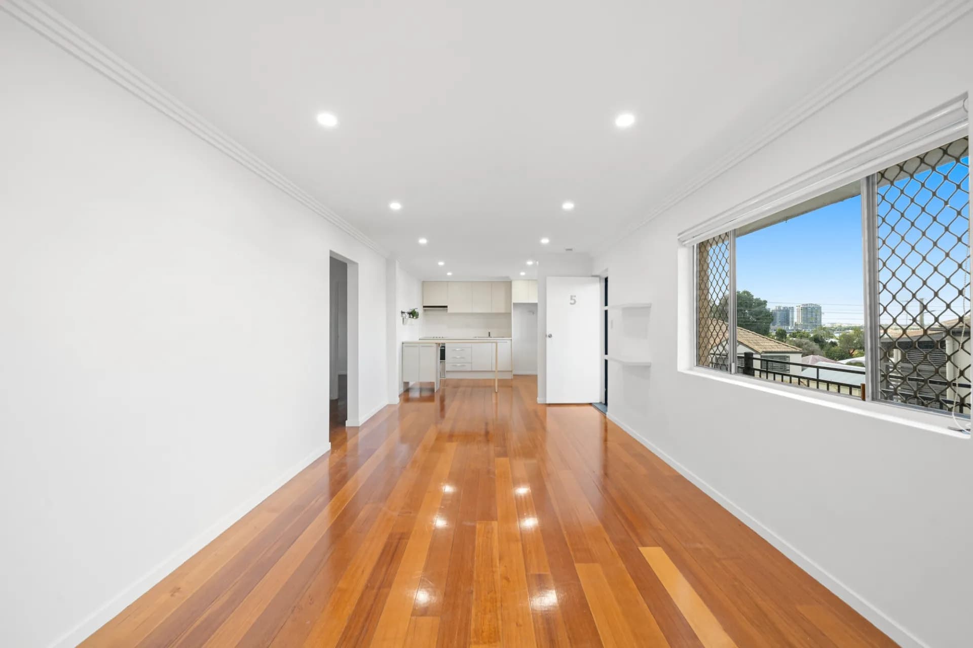 Unit 5/183 Brisbane Street, Bulimba, QLD, Bulimba - Thumbnail 2