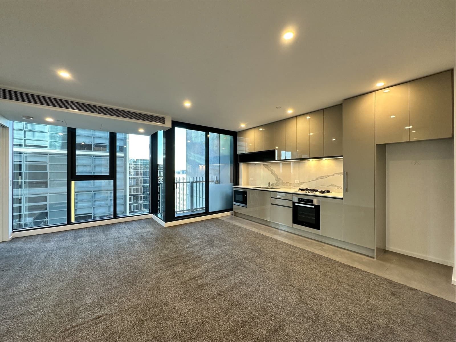 2001/560 Lonsdale Street, Melbourne - Image 1