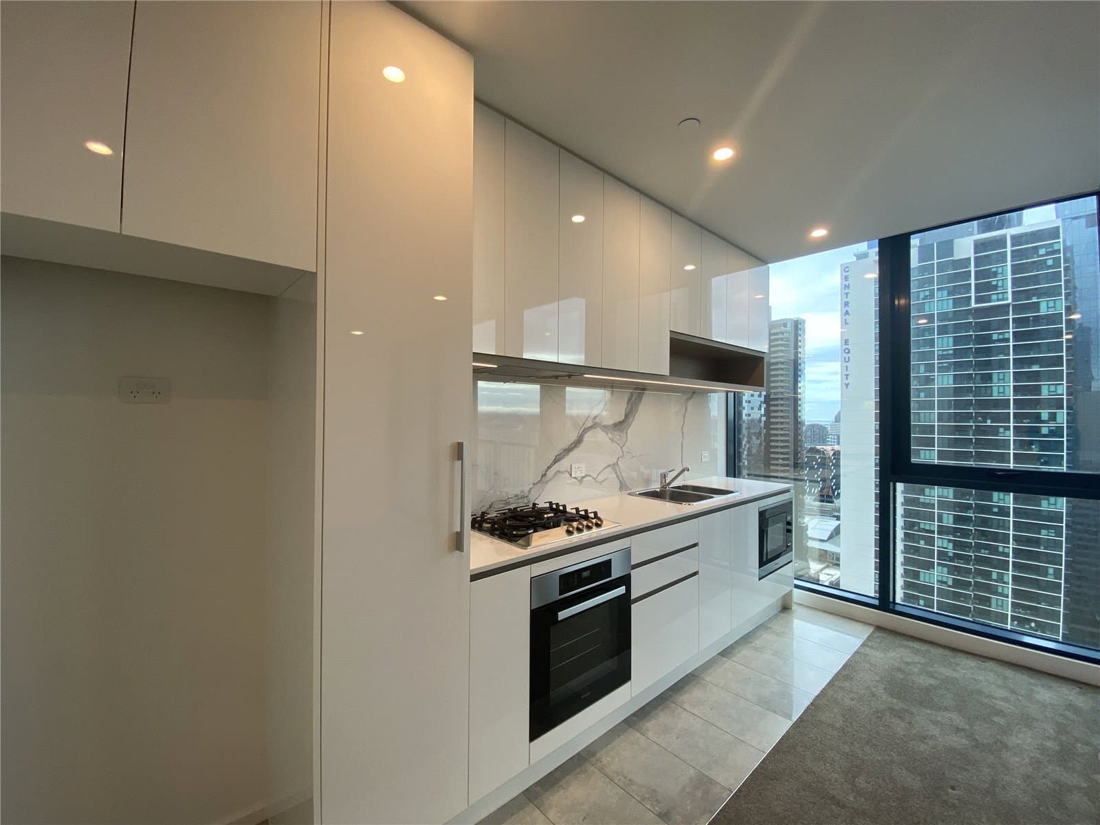 2713/560 Lonsdale Street, Melbourne - Thumbnail 5