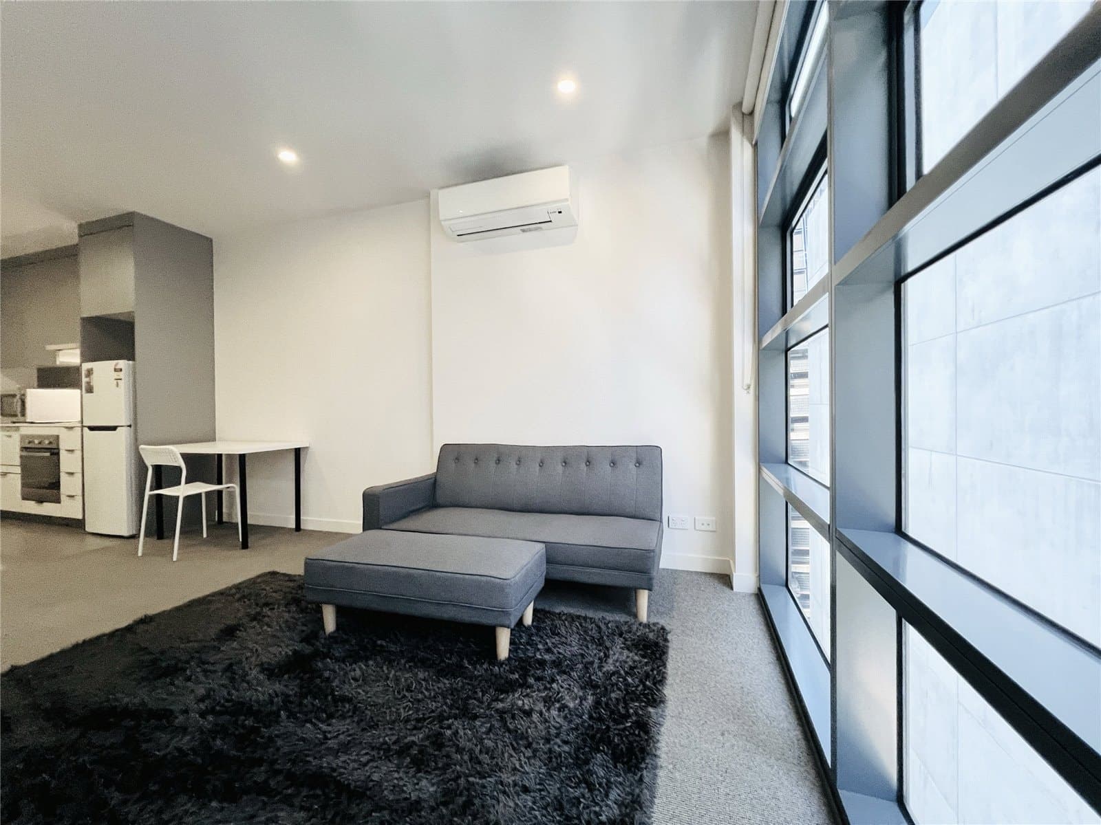 707/557 Little Lonsdale Street, Melbourne - Thumbnail 2