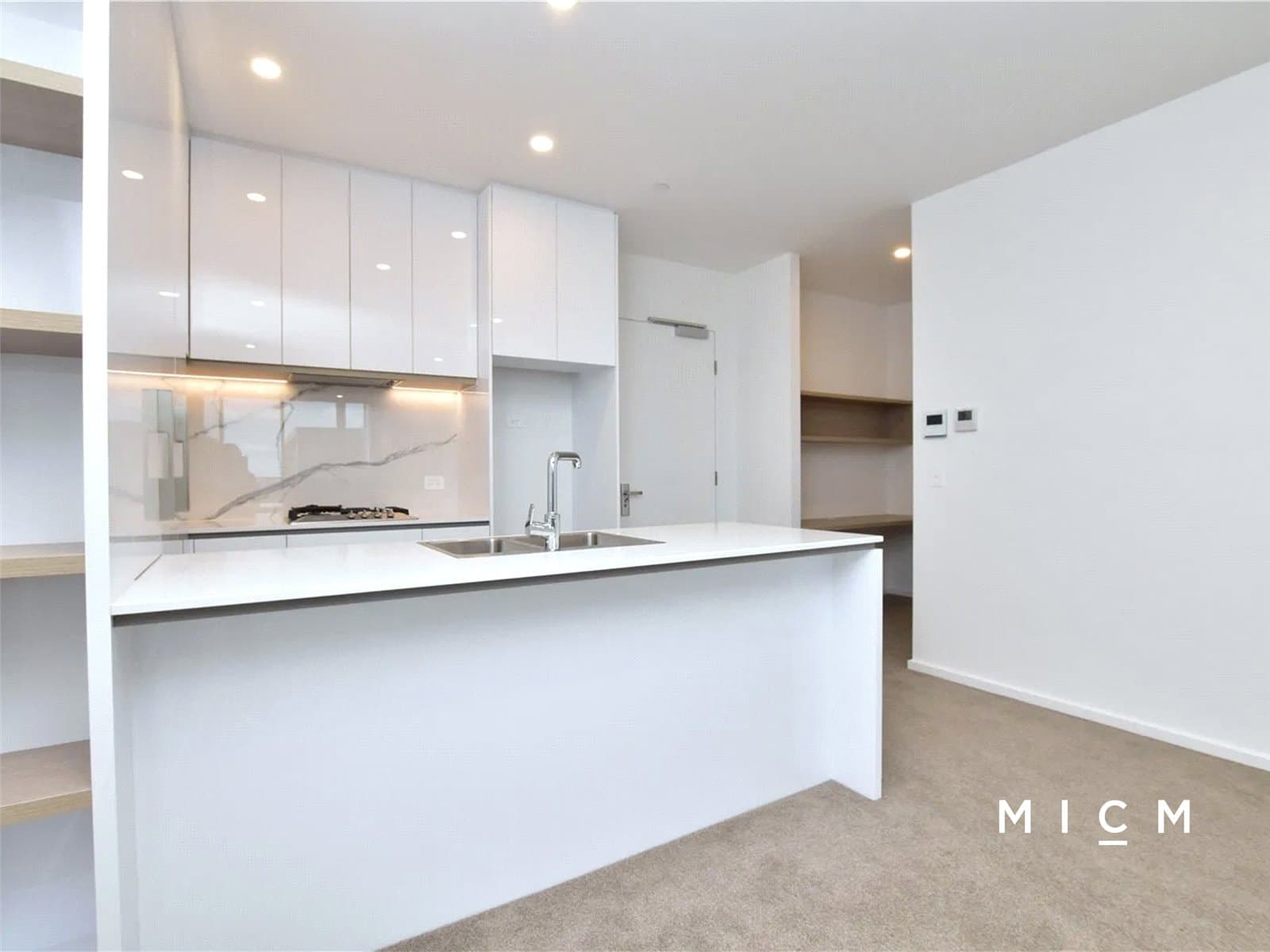 2902/81 City Road, Southbank - Image 1
